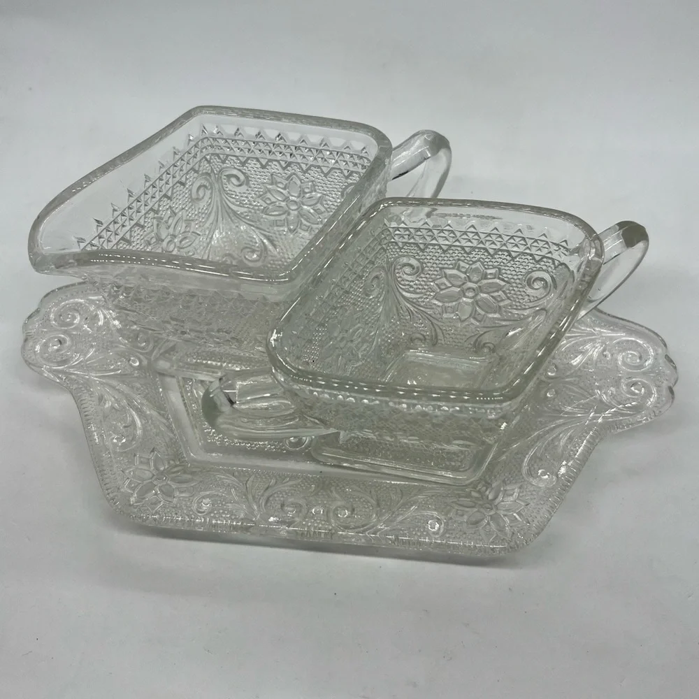 Vintage Indiana Tiara Sandwich Glass Sugar and Creamer Set